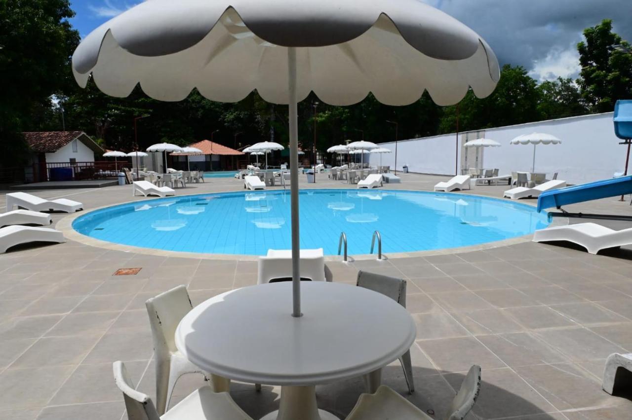 Hotel Sesi Аруанан Экстерьер фото